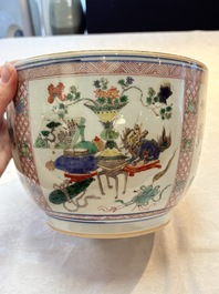 A Chinese famille verte 'antiquities' bowl and cover, Kangxi