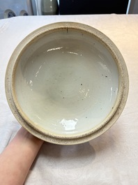 A Chinese famille verte 'antiquities' bowl and cover, Kangxi