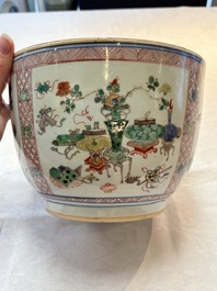 A Chinese famille verte 'antiquities' bowl and cover, Kangxi