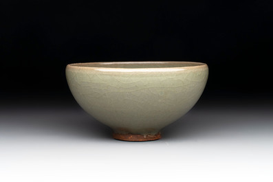 A Chinese green-glazed 'jun' tea bowl, Song/Yuan