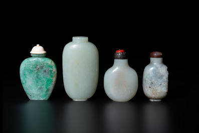 Seven Chinese jade and jadeite snuff bottles, 19th C.