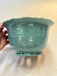 A Chinese robin's egg-glazed jardini&egrave;re, 19th C.