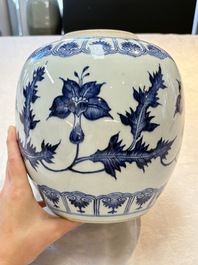 A Chinese blue and white vase, a jar and a covered box, Kangxi