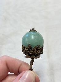 Four Chinese kingfisher feathers, four mother-of-pearl and two gilt metal hairpins and brooches, 19th C.