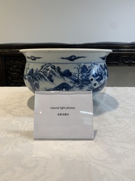 A Chinese blue and white 'riverscape' censer, 18th C.