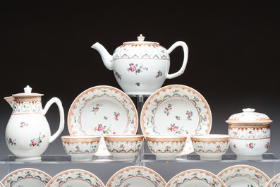 A Chinese famille rose 22-piece tea service with floral design, Qianlong