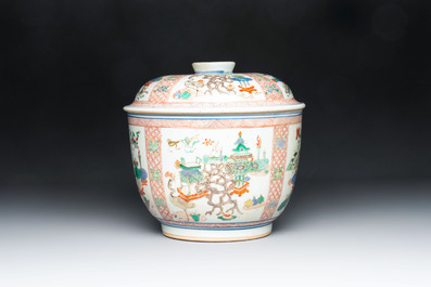A Chinese famille verte 'antiquities' bowl and cover, Kangxi