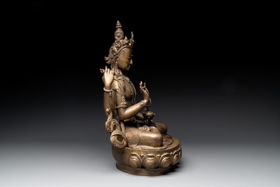 A large Nepalese bronze sculpture of Usnisavijaya, 20th C.
