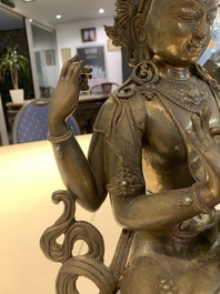 A large Nepalese bronze sculpture of Usnisavijaya, 20th C.