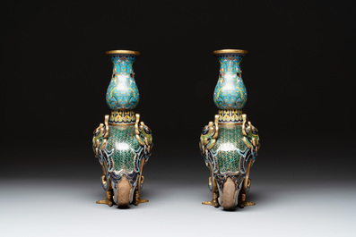 A pair of Chinese cloisonn&eacute; duck-form vases, 19/20th C.