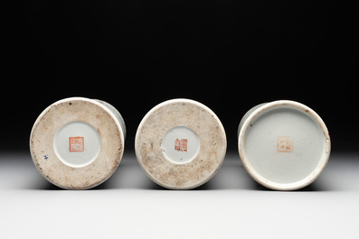 Six Chinese famille rose hat stands, 19/20th C.