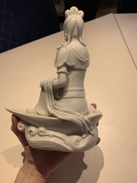 Two Chinese Dehua blanc de Chine figures of Guanyin, Xuande mark, 19/20th C.