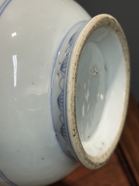 Two Chinese blue and white jugs and cover with floral design, Yongzheng/Qianlong