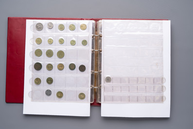 A large collection of 614 international coins, incl. coins from Germany, Norway, USA, UK, etc.