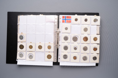 A large collection of 614 international coins, incl. coins from Germany, Norway, USA, UK, etc.