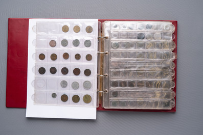 A large collection of 614 international coins, incl. coins from Germany, Norway, USA, UK, etc.