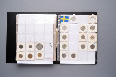 A large collection of 614 international coins, incl. coins from Germany, Norway, USA, UK, etc.