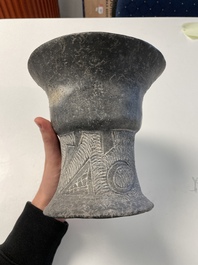 A massive Ban Chiang culture pottery vessel and two grey pottery jars, Thailand 7/4th C. B.C.
