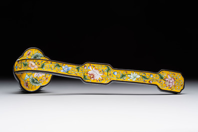 A Chinese Beijing enamel yellow-ground 'Bajixiang' ruyi sceptre, Qianlong mark, 19/20th C.