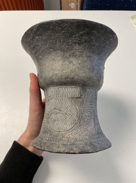 A massive Ban Chiang culture pottery vessel and two grey pottery jars, Thailand 7/4th C. B.C.
