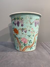 A Chinese famille rose turquoise-ground Da Ya Zhai-style jardini&egrave;re, 19th C.