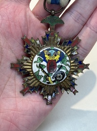 A Chinese 'Order of Extreme Bravery' medal (Order of the Golden Lion), inscribed Chi Dan 赤膽, Republic