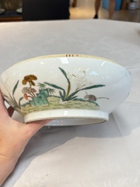 A fine Chinese famille rose 'eight peaches' box and cover, Qianlong mark, Republic