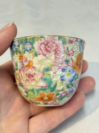A pair of Chinese famille rose 'millefleurs' cups with a presentation box, Jiaqing mark, Republic
