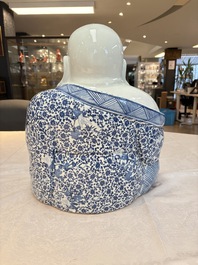 A large Chinese blue, white and copper-red Milefo Buddha, Zhu Mao Ji 朱茂記造 mark, 20th C.