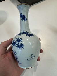 Two blue and white Dutch Delft chinoiserie vases, 17/18th C.