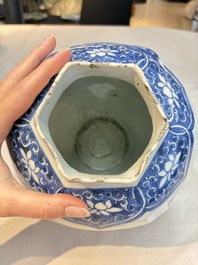Three Chinese blue and white 'Lian Sheng San Ji 連升三級' vases, Transitional period