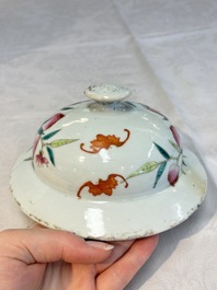 A Chinese famille rose 'nine peaches' vase and cover, 19th C.