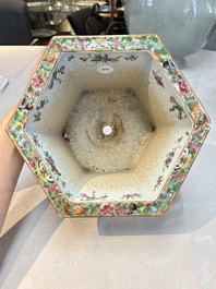 A Chinese Canton famille rose hexagonal jardini&egrave;re and stand, 19th C.