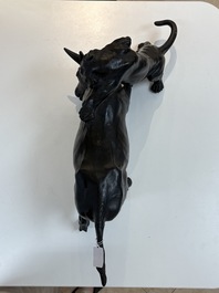 A Japanese bronze okimono of a tiger and a bull, signed Sano Takachika 佐野隆親, Meiji, 19th C.