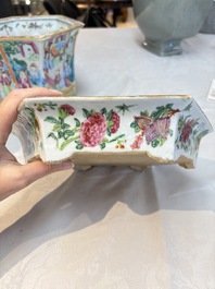 A Chinese Canton famille rose hexagonal jardini&egrave;re and stand, 19th C.