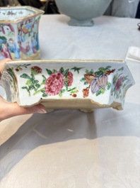 A Chinese Canton famille rose hexagonal jardini&egrave;re and stand, 19th C.