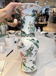A pair of Chinese famille verte 'yenyen' 'Zhong Kui 鐘馗' vases, 19th C.