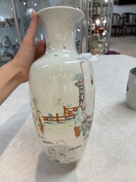 A Chinese famille rose vase with narrative design and a famille verte vase, Qianlong mark, 19th C.