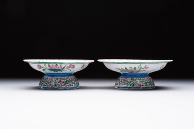A pair of Chinese famille rose 'mandarin ducks in a lotus pond' Bencharong  tazzas for the Thai market, 19th C.