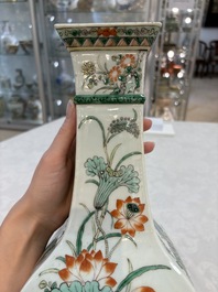 A Chinese famille verte 'zun' vase with floral design, 19th C.