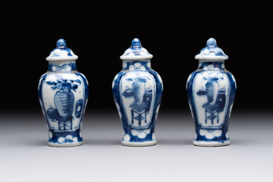 18 Chinese blue and white wares, Kangxi and later