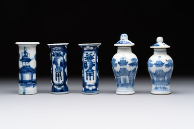 18 Chinese blue and white wares, Kangxi and later