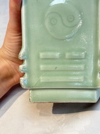 A Chinese celadon-glazed lozenge-shaped 'cong' vase, 19th C.