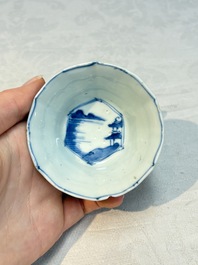 16 Chinese blue and white wares, Kangxi/Yongzheng