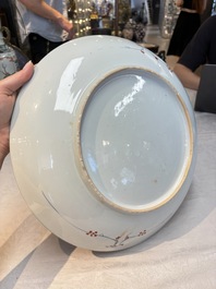 A Chinese doucai dish with floral design, Kangxi