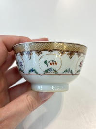 A Chinese famille rose 22-piece tea service with floral design, Qianlong