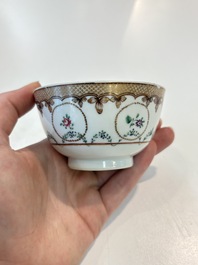 A Chinese famille rose 22-piece tea service with floral design, Qianlong