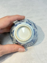 16 Chinese blue and white wares, Kangxi/Yongzheng