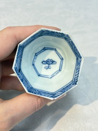 16 Chinese blue and white wares, Kangxi/Yongzheng