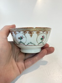 A Chinese famille rose 22-piece tea service with floral design, Qianlong